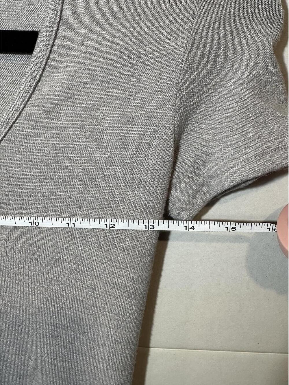 Aritzia TNA Golden Bodycon Mini Dress XS Gray Short Sleeve Stretch Knit - Picture 7 of 8